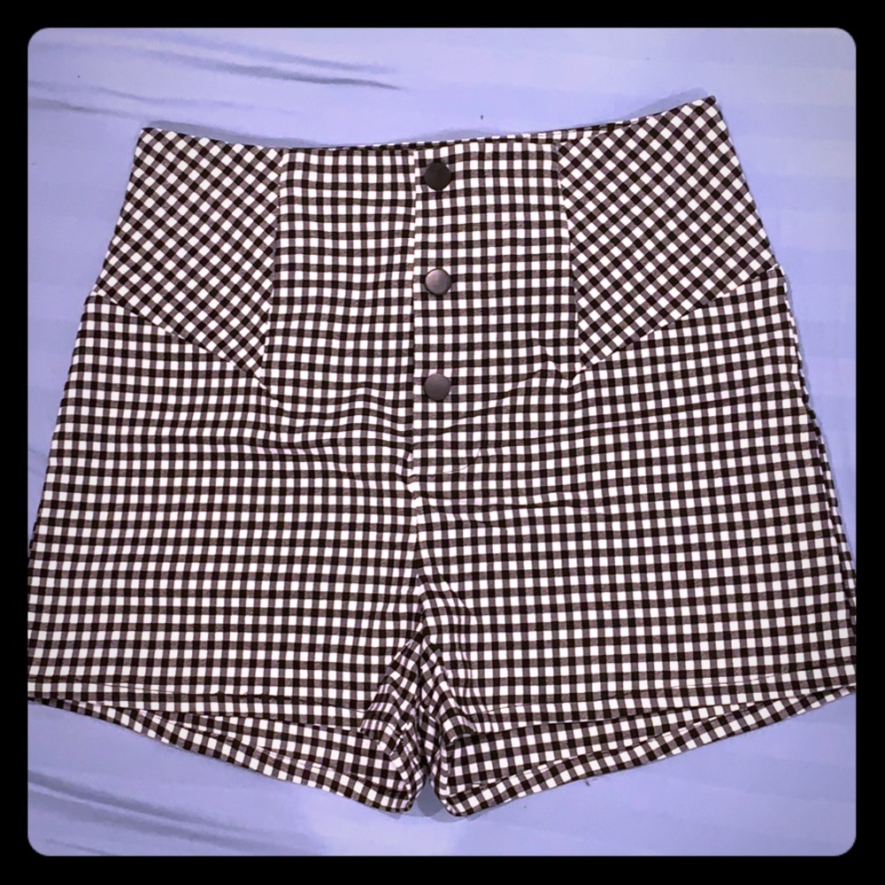 Brand New Windsor Black & White Checkered Shorts
